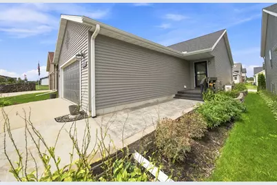6084 Sandstone Street NW, Rochester, MN 55901 - Photo 45