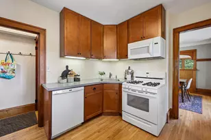 1162 James Ave, Saint Paul, MN 55105 - Photo 9