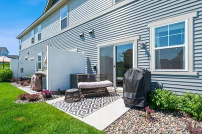 1515 Camden Court, Shakopee, MN 55379 - Photo 9