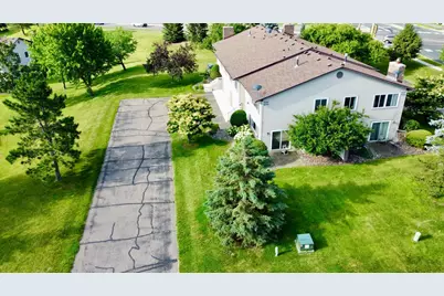 10397 Juniper Lane, Eden Prairie, MN 55347 - Photo 33