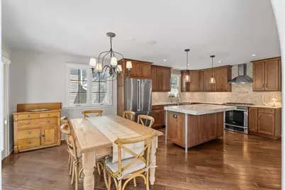 219 Chicago Avenue N, Wayzata, MN 55391 - Photo 27