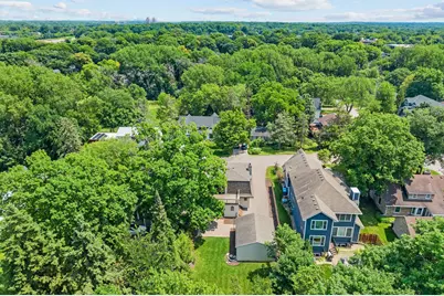 219 Chicago Avenue N, Wayzata, MN 55391 - Photo 59