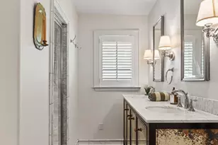 219 Chicago Ave N, Wayzata, MN 55391 - Photo 33