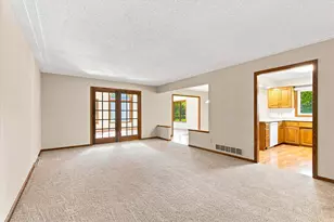 1718 Hazelwood Circle, Saint Cloud, MN 56303 - Photo 9