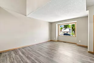 580 W 11th St, Rush City, MN 55069 - Photo 9