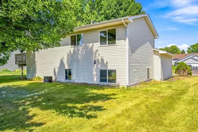 580 W 11th Street, Rush City, MN 55069 - Photo 7