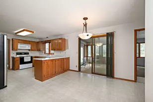 4505 Upland Ln N, Plymouth, MN 55446 - Photo 5
