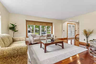 1836 Prior Avenue N, Falcon Heights, MN 55113 - Photo 5