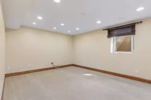 1836 Prior Ave N, Falcon Heights, MN 55113 - Photo 27