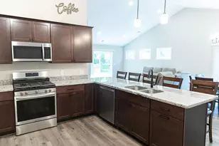 39209 Grand Ave, North Branch, MN 55056 - Photo 9