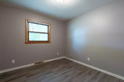 1715 19th Street S, Moorhead, MN 56560 - Photo 11