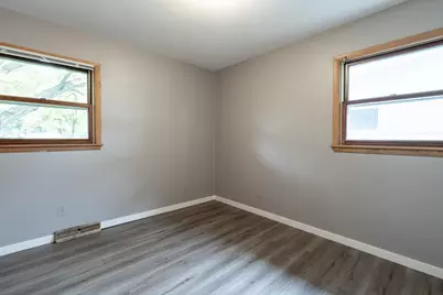 1715 19th Street S, Moorhead, MN 56560 - Photo 15