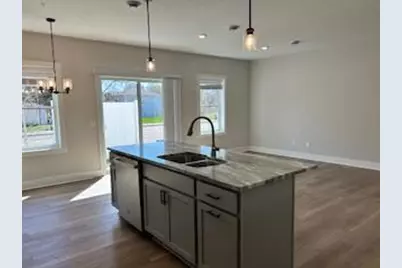 3405 Douglas Drive N, Crystal, MN 55422 - Photo 5