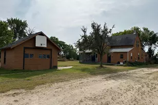 1372 190th St, Kent, MN 56553 - Photo 7