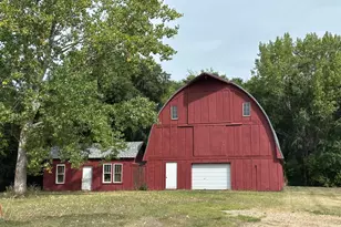 1372 190th St, Kent, MN 56553 - Photo 3
