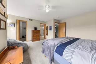 446 Mission Hills Way E, Chanhassen, MN 55317 - Photo 19