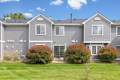 446 Mission Hills Way E, Chanhassen, MN 55317 - Photo 27