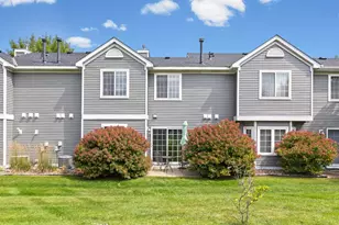 446 Mission Hills Way E, Chanhassen, MN 55317 - Photo 27