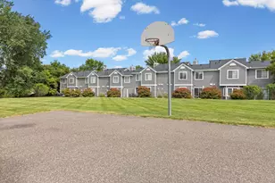 446 Mission Hills Way E, Chanhassen, MN 55317 - Photo 29