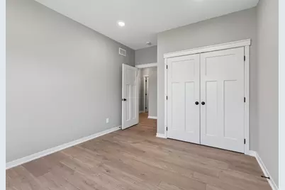 2353 7th Ave E, North Saint Paul, MN 55109 - Photo 17