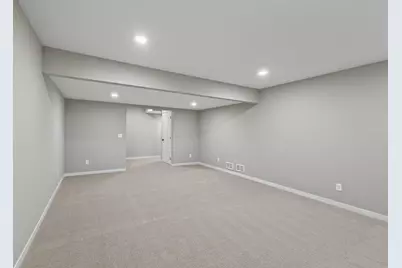 2353 7th Ave E, North Saint Paul, MN 55109 - Photo 27