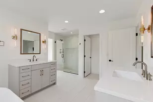 6029 Abbott Ave S, Edina, MN 55410 - Photo 17