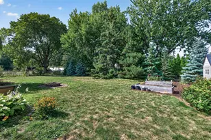 958 Cortland Dr, Apple Valley, MN 55124 - Photo 37