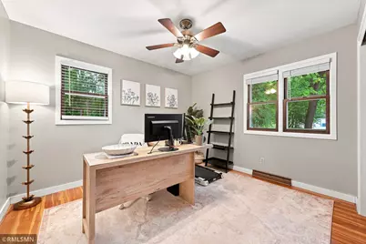 13240 Dahlgren Road, Minnetonka, MN 55305 - Photo 17