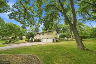 13240 Dahlgren Rd, Minnetonka, MN 55305 - Photo 43