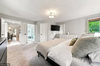 13240 Dahlgren Road, Minnetonka, MN 55305 - Photo 27