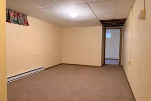 117 Southdale St SE, Sleepy Eye, MN 56085 - Photo 7
