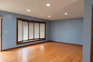 117 Southdale St SE, Sleepy Eye, MN 56085 - Photo 5