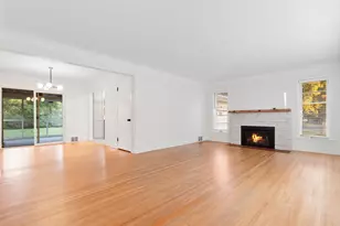 411 Hazel Ln, Hopkins, MN 55343 - Photo 7