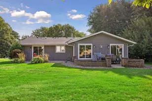 6940 Moccasin Valley Rd, Edina, MN 55439 - Photo 47