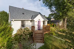 2725 Division St N, North Saint Paul, MN 55109 - Photo 3