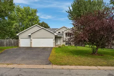 506 Birch Street SW, Isanti, MN 55040 - Photo 3