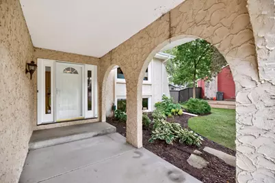 18420 33rd Avenue N, Plymouth, MN 55447 - Photo 3