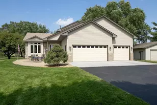 3231 206th Ave NW, Oak Grove, MN 55303 - Photo 3