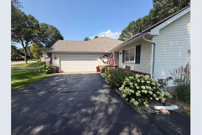 705 24th Street SE, Willmar, MN 56201 - Photo 3