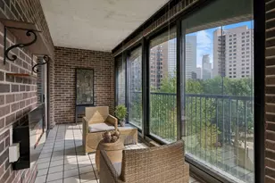 1235 Yale Pl, Minneapolis, MN 55403 - Photo 15