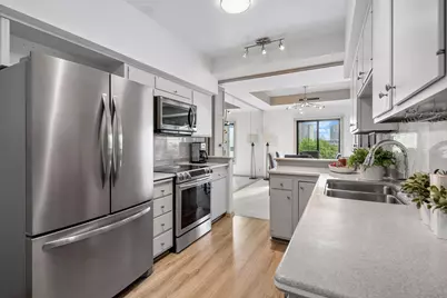 1235 Yale Place #709, Minneapolis, MN 55403 - Photo 11