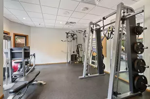 1235 Yale Pl, Minneapolis, MN 55403 - Photo 37