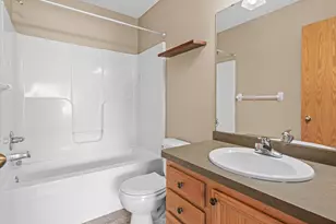 211 Stallion Ln, Lino Lakes, MN 55014 - Photo 17
