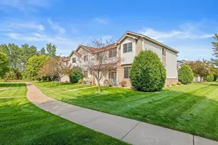 211 Stallion Ln, Lino Lakes, MN 55014 - Photo 3