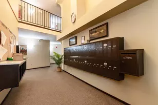 2670 Oxford St N, Roseville, MN 55113 - Photo 27