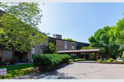 2670 Oxford Street N #204, Roseville, MN 55113 - Photo 29