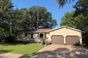 604 3rd St SW, Little Falls, MN 56345 - Photo 1