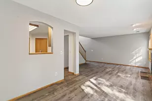 9236 Merrimac Ln N, Maple Grove, MN 55311 - Photo 9