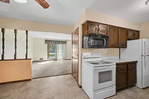 5520 Saint Stephens St, Mounds View, MN 55112 - Photo 3