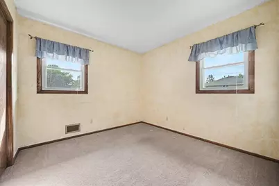 5520 Saint Stephens Street, Mounds View, MN 55112 - Photo 9